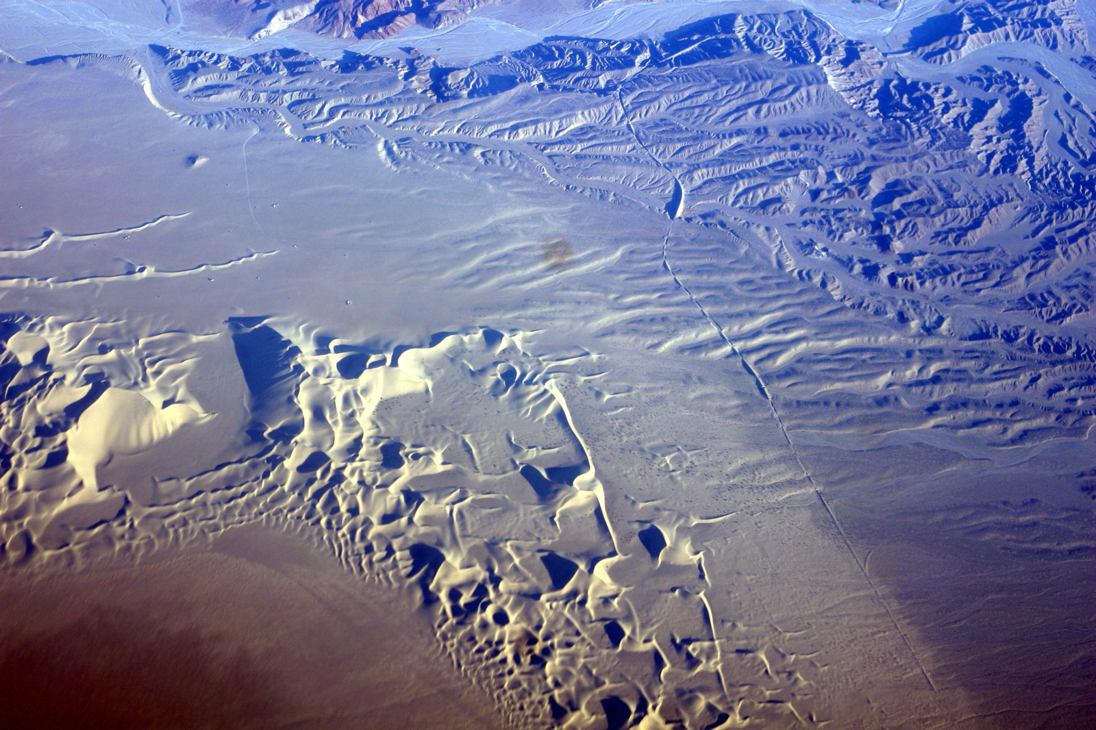Sagebrush Sally: Sharing the Desert—Engines, Echoes, and a Little Etiquette